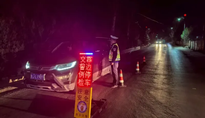 公安安塞分局沿河灣派出所：筑牢農(nóng)村道路安全屏障