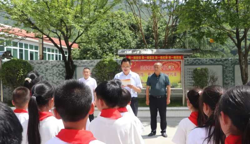 略陽縣退役軍人事務局：雙擁共建聚合力 國防教育潤童心