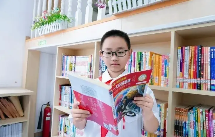 漢陰縣第三小學(xué)2026年新時(shí)代好少年——擔(dān)當(dāng)奉獻(xiàn)好少年吳雨宸